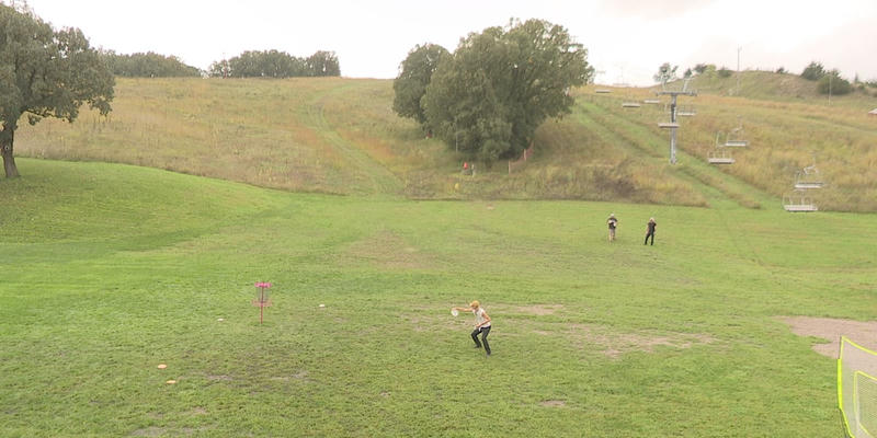 ‘King of the Hill’ disc golf tournament brings sport back to Great Bear